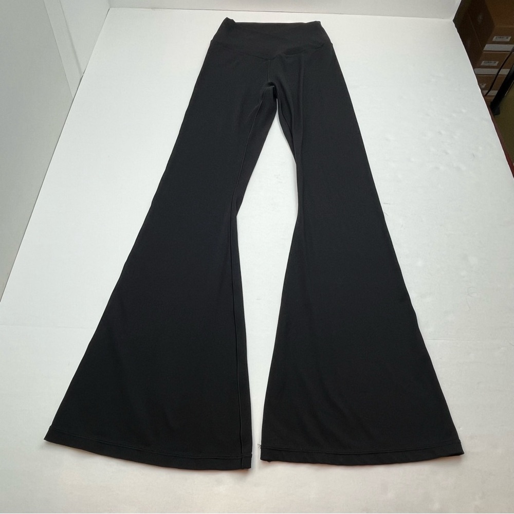 Offline by Aerie Real‎ Me Flare Crossover Leggings Womens Size Medium Black